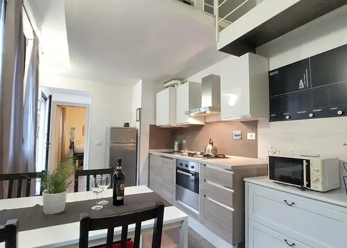 亚洛奇帕米尼酒店